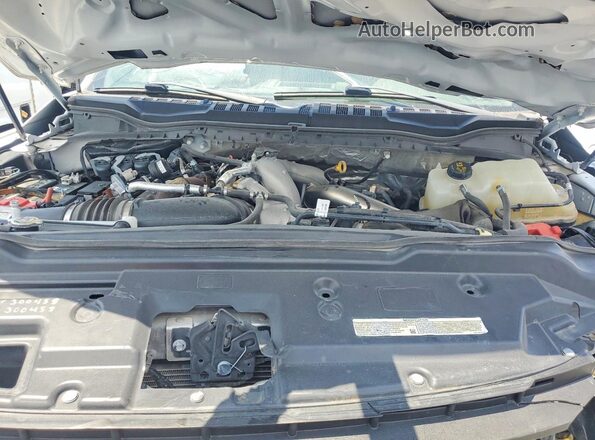 1FDRF3HT0NDA08570 2022 FORD F350 Белый Вид задней части салона