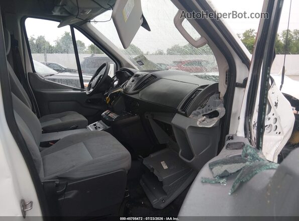 1FDYR2CM7JKA24624 2018 FORD TRANSIT-250 Белый Вид салона спереди