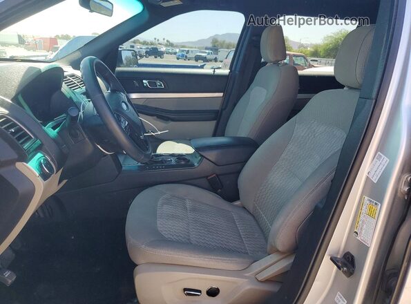 1FM5K7B80JGB78958 2018 FORD EXPLORER Silver Front interior view