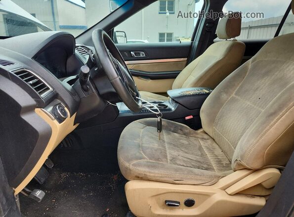 1FM5K7B81HGC58215 2017 FORD EXPLORER Blue Front interior view