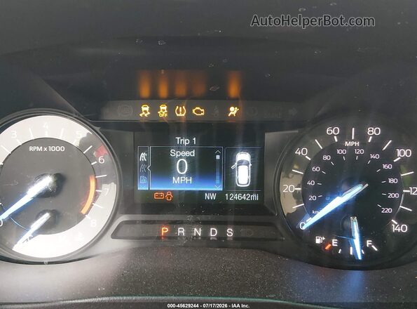 1FM5K7B84HGD08038 2017 FORD EXPLORER Silver Widok tylnych siedzeń