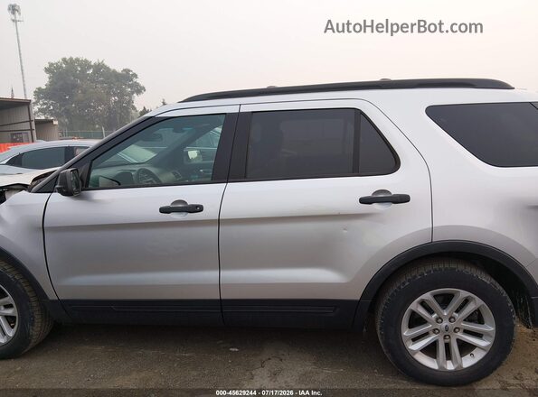 1FM5K7B84HGD08038 2017 FORD EXPLORER Silver Widok wnętrza 360 stopni