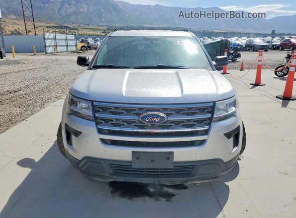 1FM5K7B89JGC06532 2018 FORD EXPLORER Silver Widok z przodu