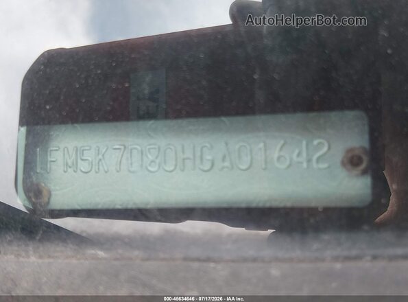 1FM5K7D80HGA01642 2017 FORD EXPLORER Gray Вид підкапотного простору