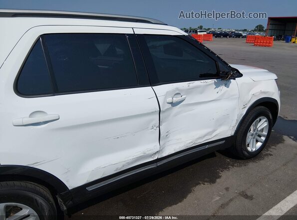 1FM5K7D80HGA59508 2017 FORD EXPLORER White Դիմացի տեսք