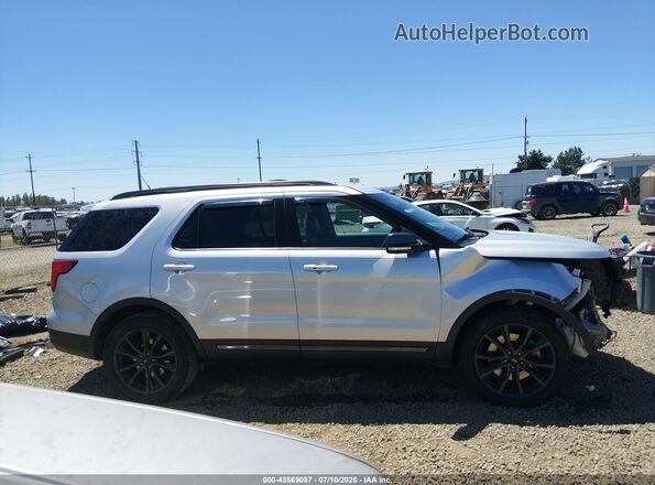 1FM5K7D80JGC72206 2018 FORD EXPLORER Silver სალონის 360-გრადუსიანი ხედი