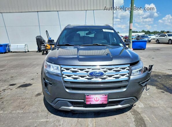 1FM5K7D80JGC91029 2018 FORD EXPLORER Silver Widok z przodu
