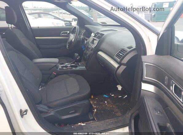 1FM5K7D80KGA04208 2019 FORD EXPLORER White Front interior view