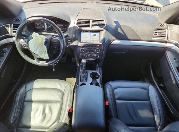 1FM5K7D81HGD16482 2017 FORD EXPLORER Black Dashboard view