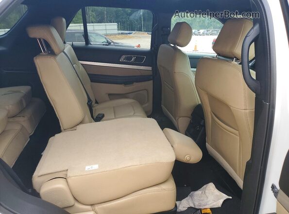 1FM5K7D82HGA07510 2017 FORD EXPLORER White Вид задніх сидінь