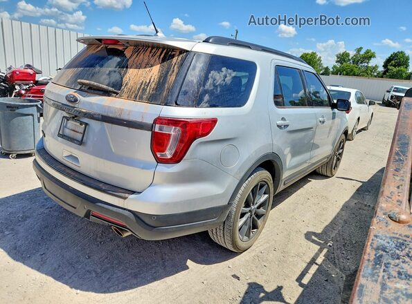 1FM5K7D82JGC05414 2018 FORD EXPLORER Silver Задня права чверть