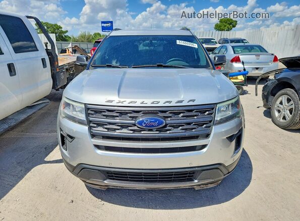 1FM5K7D82JGC05414 2018 FORD EXPLORER Silver Вид спереду