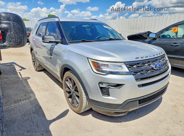 1FM5K7D82JGC05414 2018 FORD EXPLORER Silver Передня права чверть