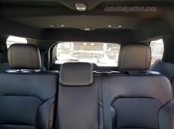 1FM5K7D83JGC72653 2018 FORD EXPLORER Red Rear seats view