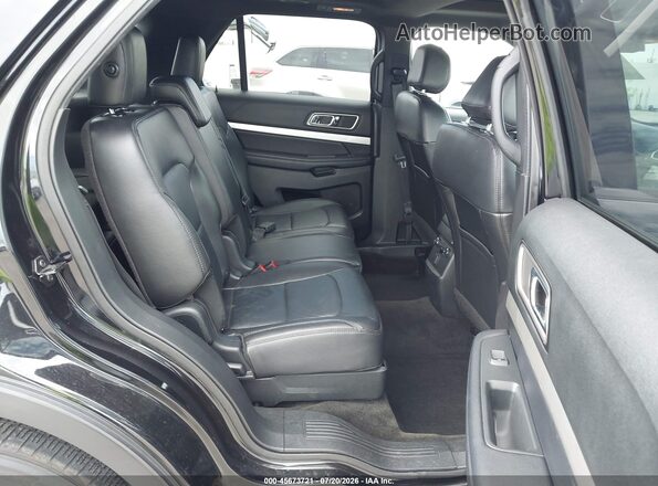 1FM5K7D84HGE38589 2017 FORD EXPLORER Черный Вид наклейки с VIN-кодом