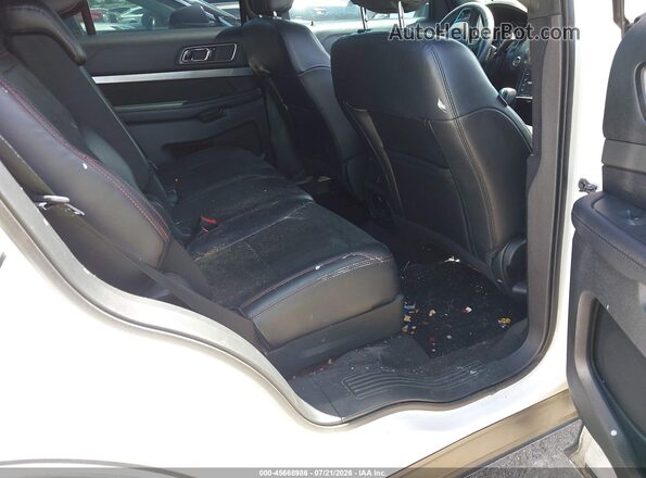 1FM5K7D85KGA07735 2019 FORD EXPLORER White Widok naklejki z numerem VIN