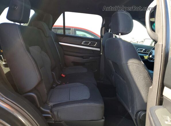 1FM5K7D86HGA46956 2017 FORD EXPLORER Gray Вид задніх сидінь