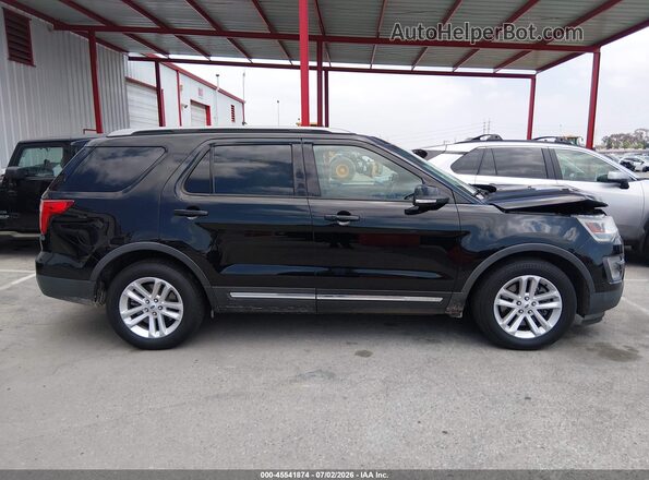 1FM5K7D86HGA69895 2017 FORD EXPLORER Black Vista interior trasera
