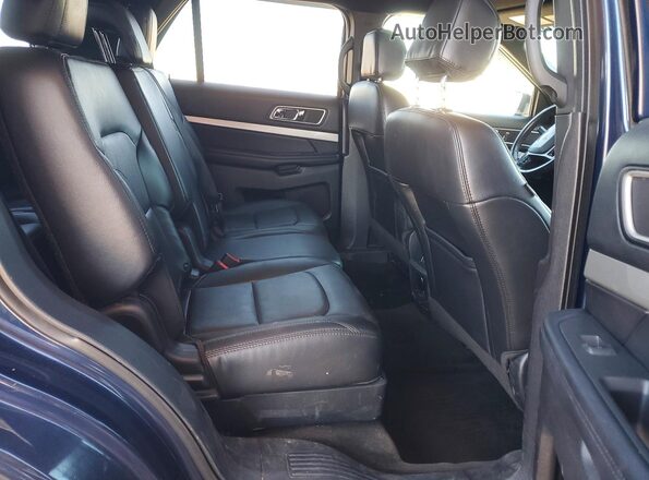 1FM5K7D86HGC75833 2017 FORD EXPLORER Blue Вид задньої частини салону