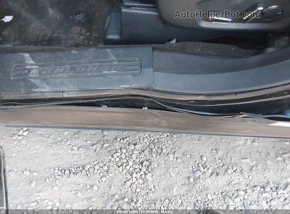 1FM5K7D86HGD12833 2017 FORD EXPLORER Black Instrument cluster view