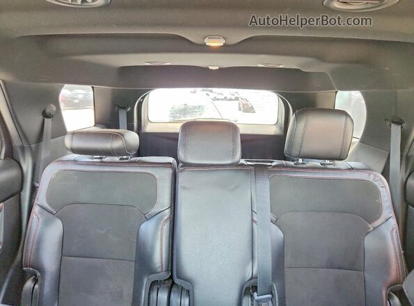 1FM5K7D86JGC70444 2018 FORD EXPLORER Red Հետևի նստատեղերի տեսք