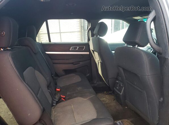 1FM5K7D87GGA89250 2016 FORD EXPLORER Gray Rear interior view