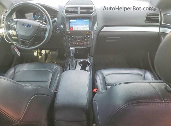 1FM5K7D87HGD63645 2017 FORD EXPLORER Beige Вид панелі приладів