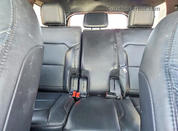 1FM5K7D87HGD64536 2017 FORD EXPLORER White Widok tylnych siedzeń