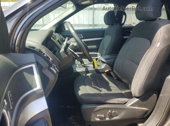 1FM5K7D88HGE00380 2017 FORD EXPLORER Серый Вид салона спереди