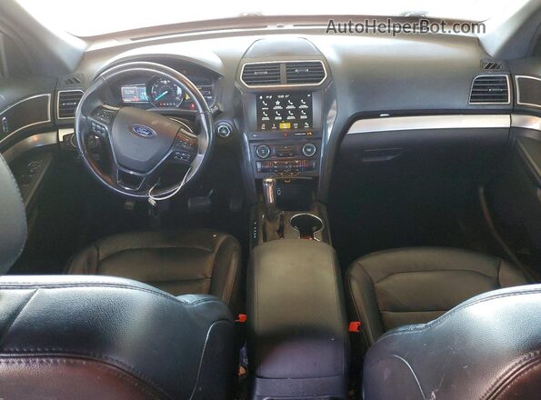 1FM5K7D89HGE42217 2017 FORD EXPLORER White Widok deski rozdzielczej