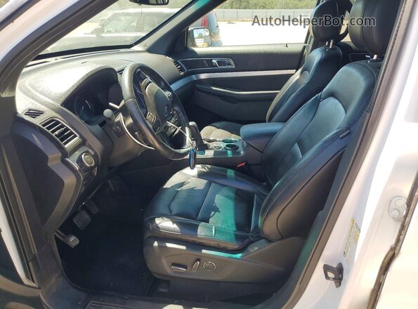 1FM5K7D8XGGA18284 2016 FORD EXPLORER Белый Вид салона спереди