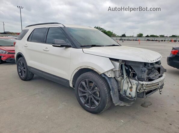1FM5K7D8XHGA15841 2017 FORD EXPLORER White Przód prawy
