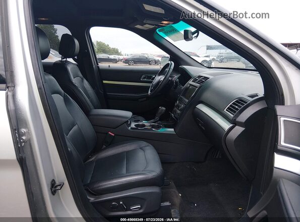 1FM5K7D8XHGC20253 2017 FORD EXPLORER Silver Սալոնի դիմացի տեսք