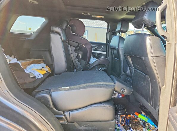 1FM5K7D8XHGC55696 2017 FORD EXPLORER Charcoal Вид задньої частини салону