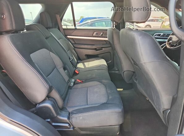 1FM5K7DH4HGD78071 2017 FORD EXPLORER Silver Սալոնի հետևի տեսք