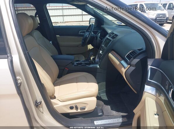 1FM5K7F82HGD86750 2017 FORD EXPLORER Gold Front interior view