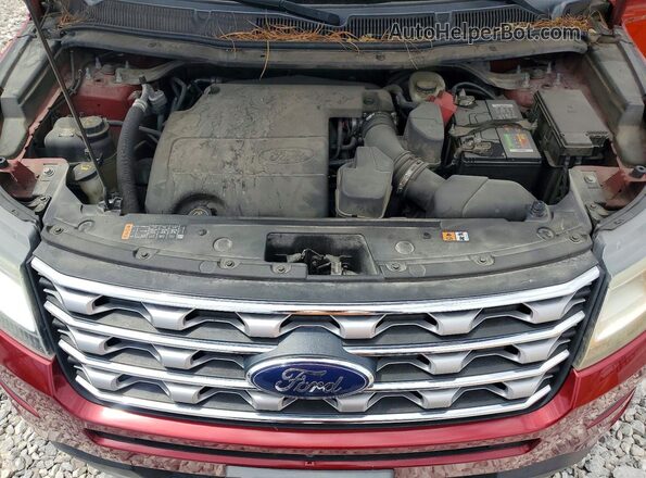 1FM5K7F83HGA37662 2017 FORD EXPLORER Red Widok wnętrza z tyłu
