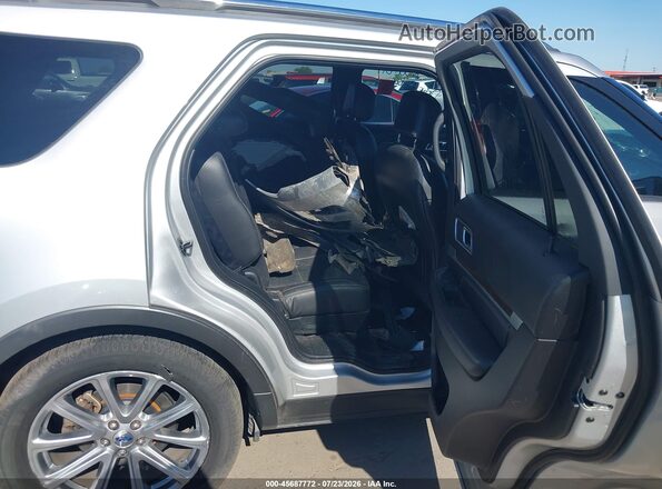 1FM5K7F85HGD90226 2017 FORD EXPLORER Серебряный Вид наклейки с VIN-кодом