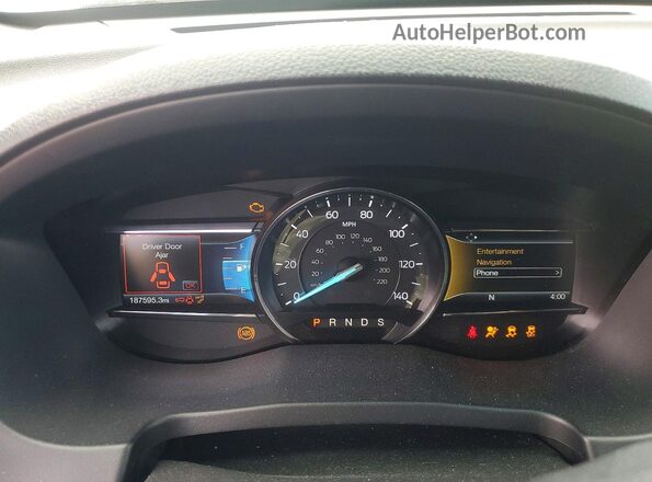 1FM5K7F8XHGE33023 2017 FORD EXPLORER Белый Вид щитка приборов
