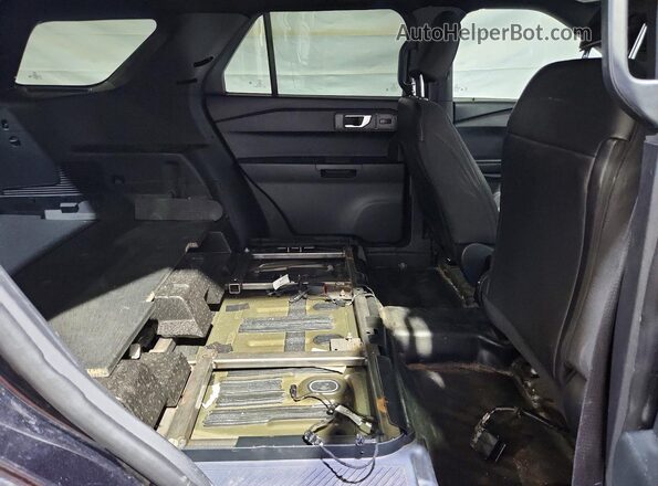 1FM5K8AB3PGC20552 2023 FORD EXPLORER Two Tone უკანა სალონის ხედი