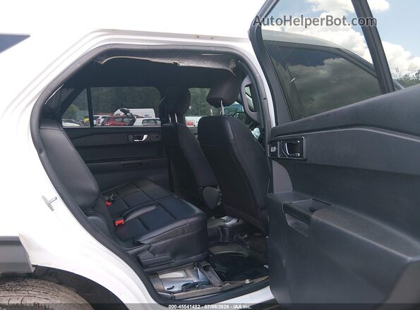 1FM5K8AB5NGA40518 2022 FORD POLICE INTERCEPTOR White VIN կոդի պիտակի տեսք