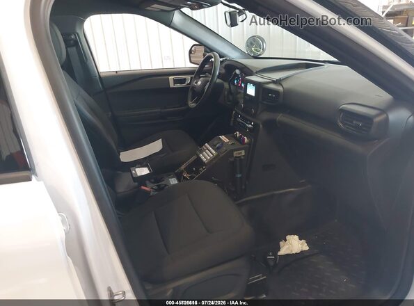 1FM5K8AB7LGC70333 2020 FORD POLICE INTERCEPTOR White წინა სალონის ხედი