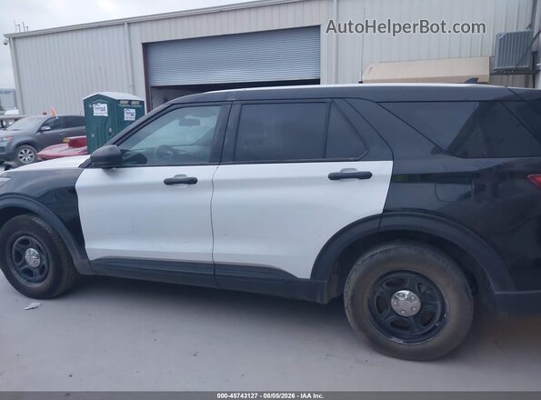 1FM5K8AB7MGA24741 2021 FORD POLICE INTERCEPTOR Черный Панорамный вид салона 360°