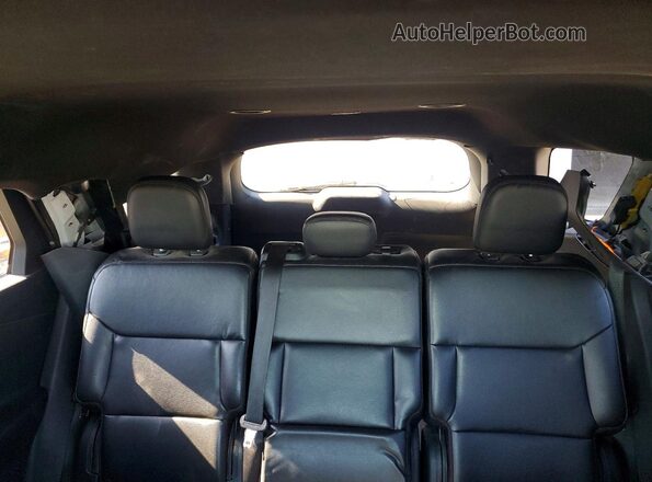 1FM5K8AB7MGA64284 2021 FORD EXPLORER Белый Вид задних сидений