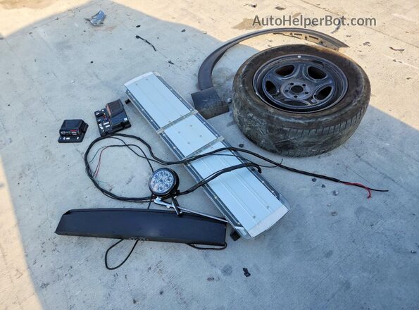 1FM5K8AB7NGC23550 2022 FORD EXPLORER Two Tone VIN կոդի պիտակի տեսք