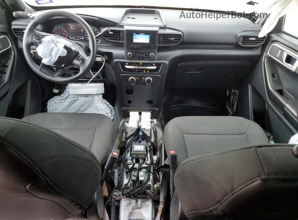 1FM5K8AB8MGC44809 2021 FORD EXPLORER White Dashboard view
