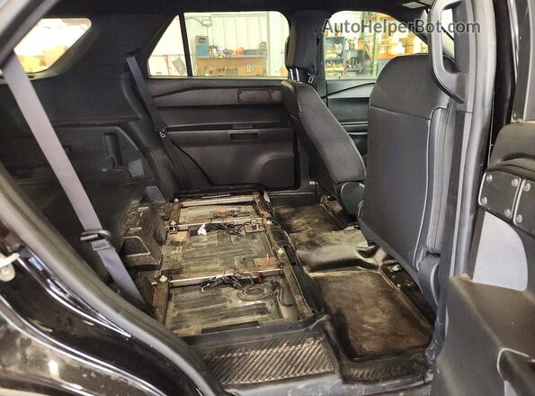 1FM5K8AC7MNA19642 2021 FORD EXPLORER Black Vista interior trasera
