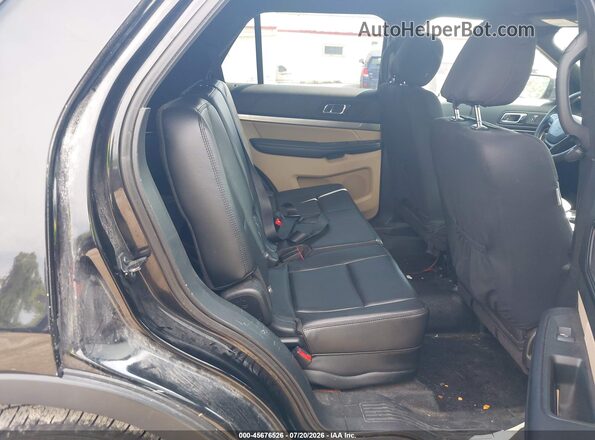 1FM5K8AR0HGD66843 2017 FORD UTILITY POLICE INTERCEPTOR Black Вид наклейки з VIN-кодом