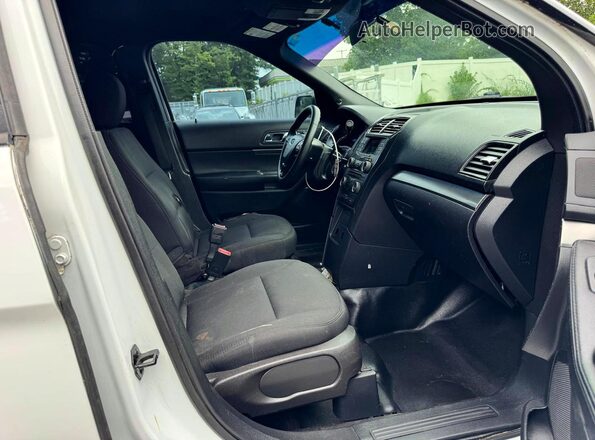 1FM5K8AR1GGD30237 2016 FORD EXPLORER White Widok deski rozdzielczej