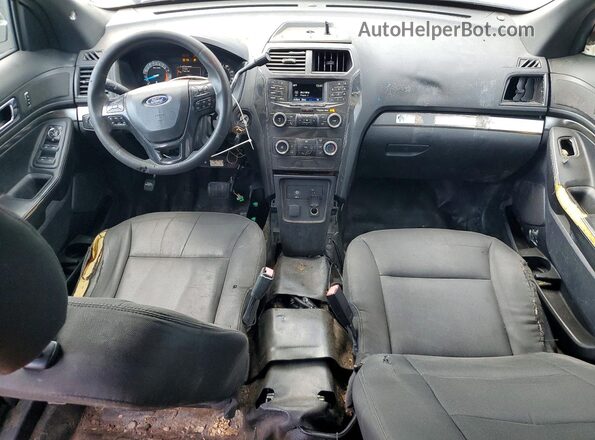 1FM5K8AR2JGC74980 2018 FORD EXPLORER White Dashboard view
